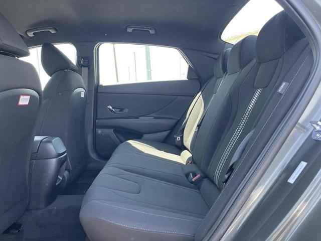 Photo of 2025 Amazon Gray Hyundai ELANTRA