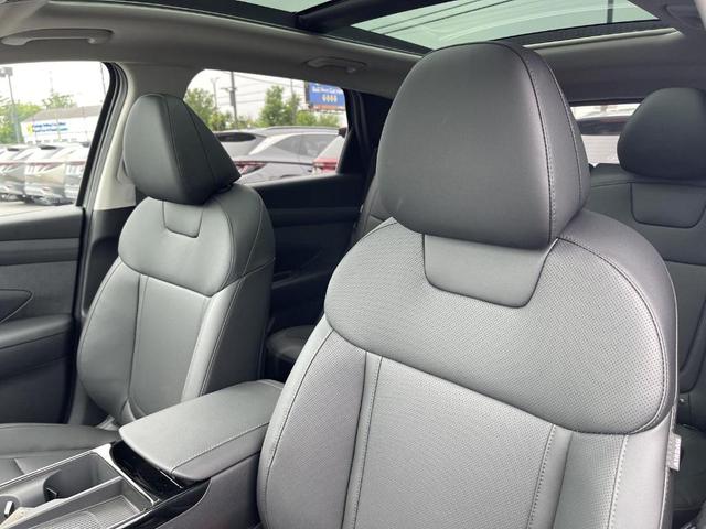 Photo of 2025 Amazon Gray Hyundai TUCSON Hybrid