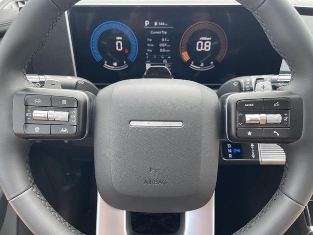 Photo of 2025 Green Hyundai SANTA FE