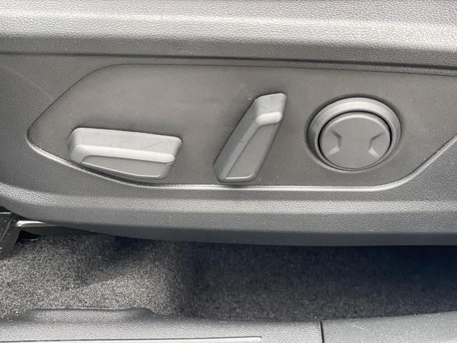 Photo of 2025 Shimmering Silver Hyundai TUCSON