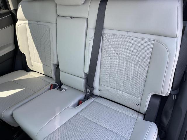 Photo of 2026 Green Hyundai SANTA FE HEV
