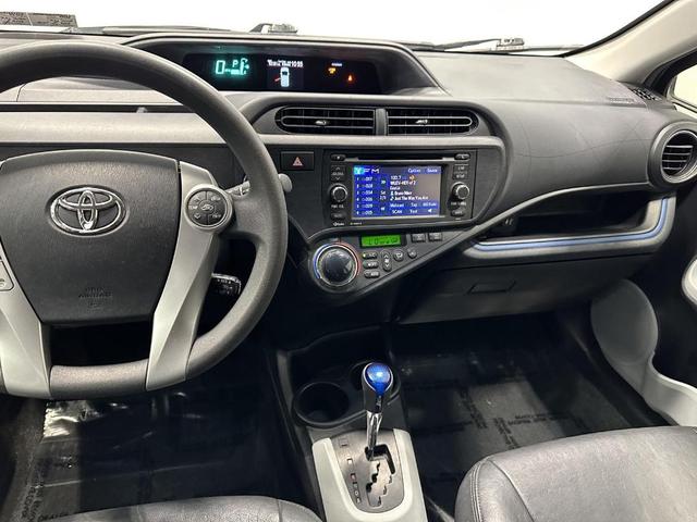 Photo of 2013 Blue Streak Metallic Toyota Prius c