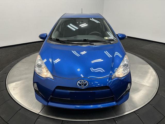 Photo of 2013 Blue Streak Metallic Toyota Prius c