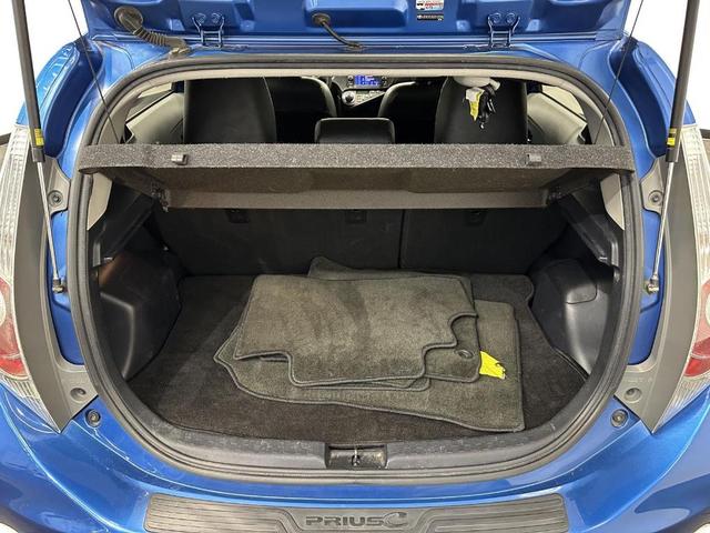 Photo of 2013 Blue Streak Metallic Toyota Prius c