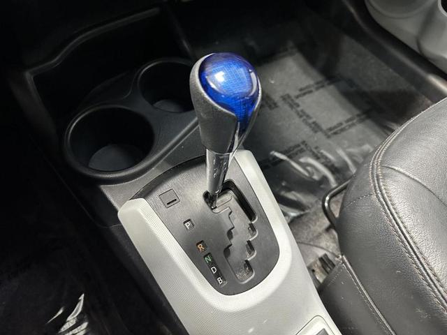 Photo of 2013 Blue Streak Metallic Toyota Prius c
