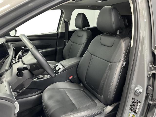 Photo of 2025 Hampton Gray Hyundai TUCSON