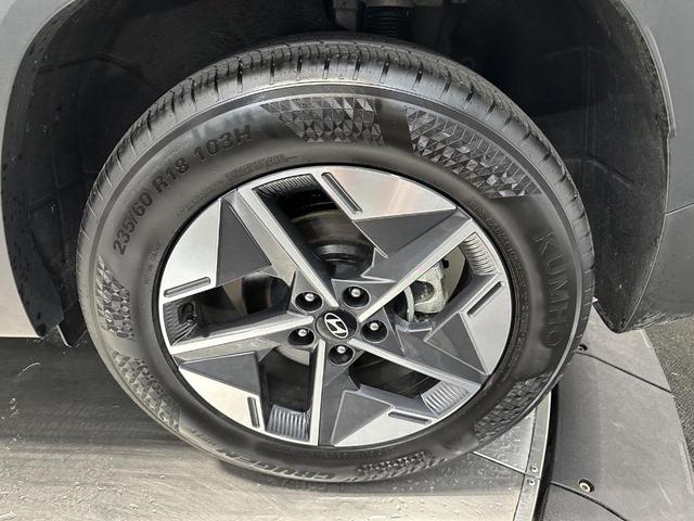 Photo of 2025 Hampton Gray Hyundai TUCSON
