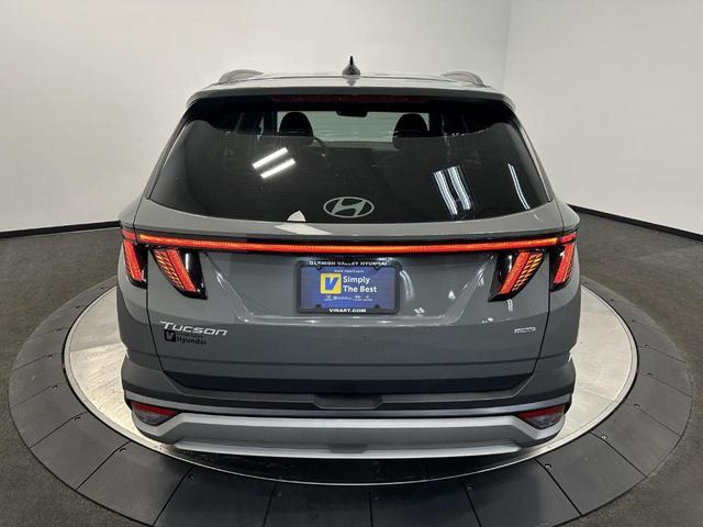 Photo of 2025 Hampton Gray Hyundai TUCSON