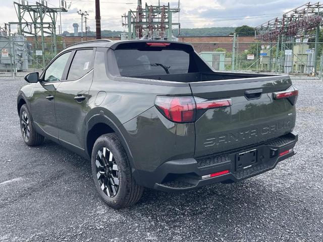 Photo of 2025 Green Hyundai SANTA CRUZ