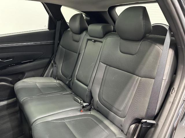 Photo of 2022 Phantom Black Hyundai TUCSON