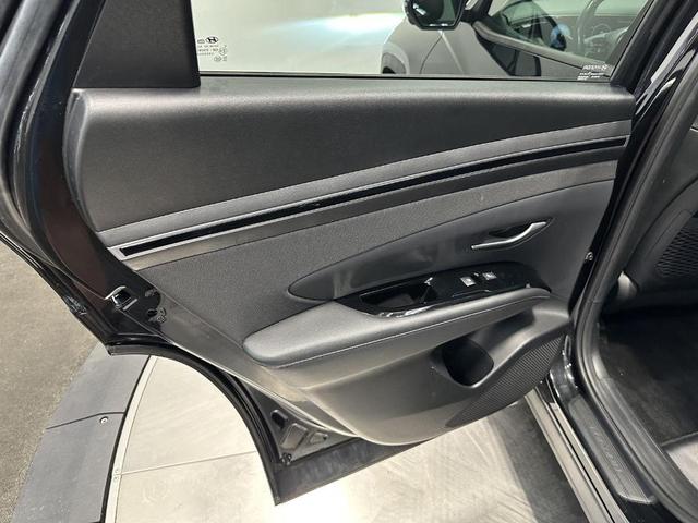 Photo of 2022 Phantom Black Hyundai TUCSON