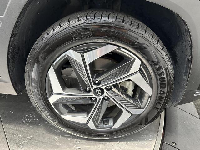 Photo of 2022 Phantom Black Hyundai TUCSON
