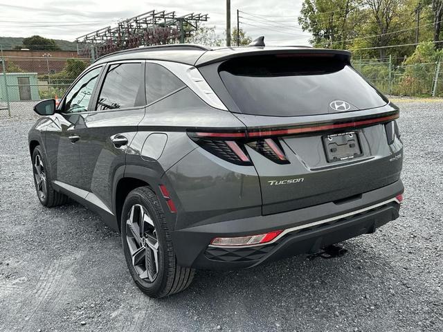 Photo of 2022 Amazon Gray Hyundai TUCSON Hybrid