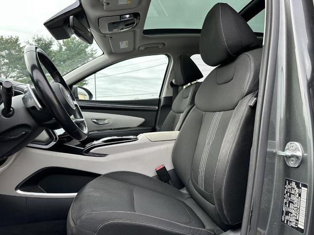 Photo of 2022 Amazon Gray Hyundai TUCSON Hybrid