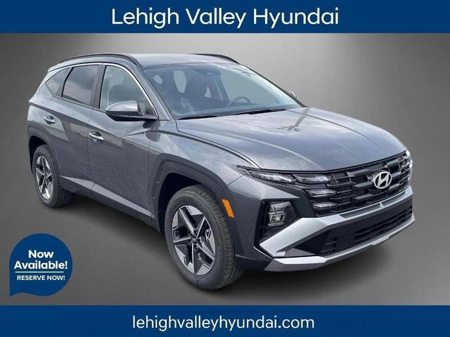 Photo of 2025 Gray Hyundai TUCSON