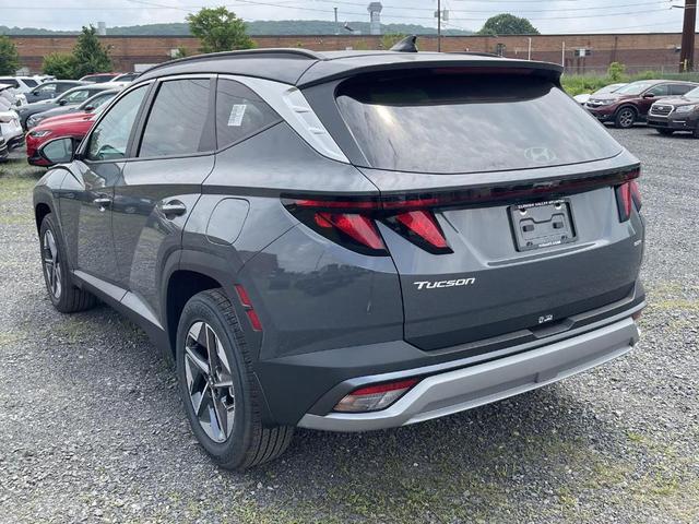 Photo of 2025 Gray Hyundai TUCSON