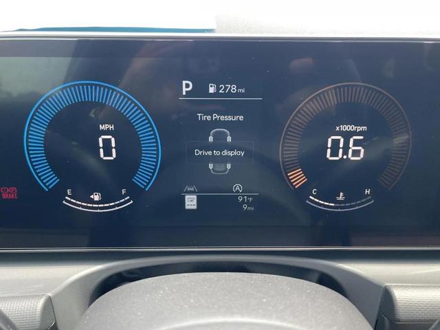 Photo of 2025 Gray Hyundai TUCSON