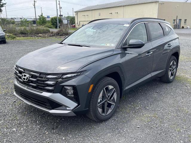 Photo of 2025 Gray Hyundai TUCSON