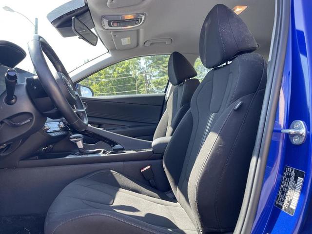 Photo of 2023 Intense Blue Hyundai ELANTRA