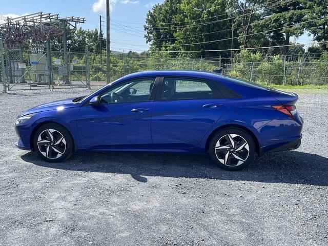 Photo of 2023 Intense Blue Hyundai ELANTRA