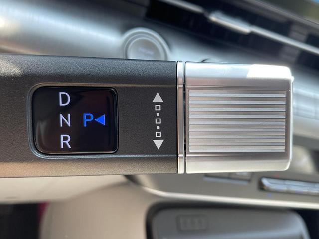 Photo of 2026 Gray Pearl Hyundai KONA