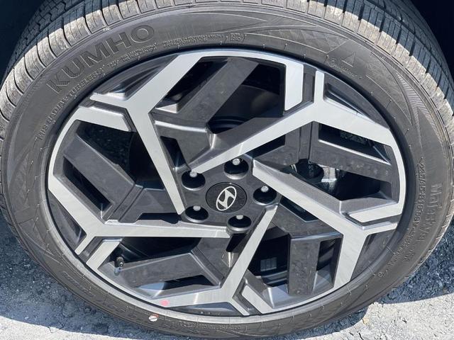 Photo of 2026 Gray Pearl Hyundai KONA