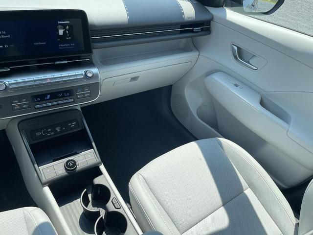 Photo of 2026 Gray Pearl Hyundai KONA