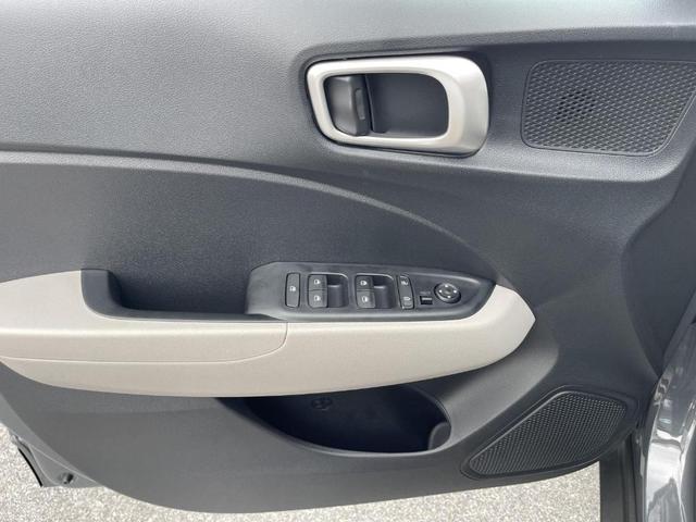 Photo of 2025 Gray Hyundai VENUE