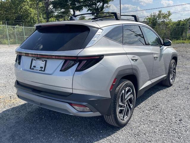 Photo of 2025 Shimmering Silver Hyundai TUCSON