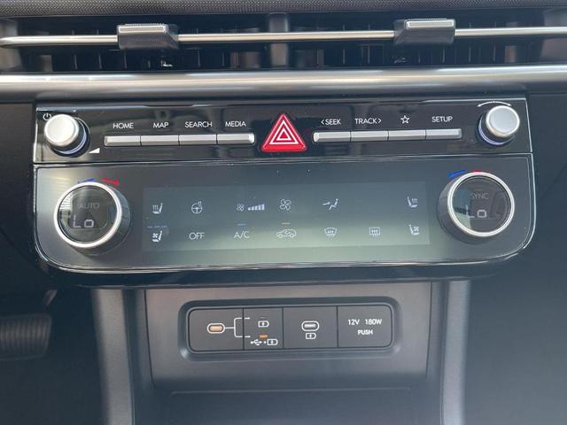 Photo of 2025 Shimmering Silver Hyundai TUCSON