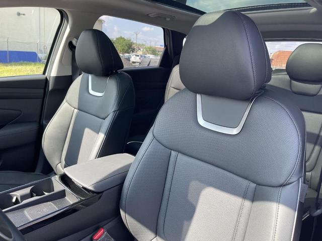 Photo of 2025 Shimmering Silver Hyundai TUCSON