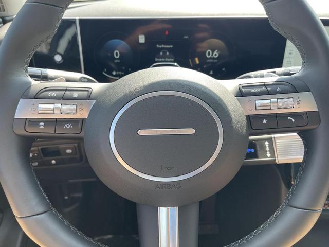 Photo of 2025 Shimmering Silver Hyundai TUCSON