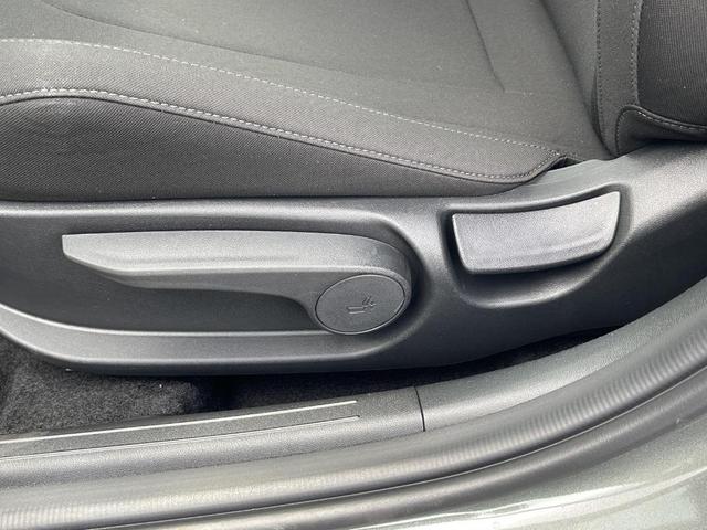 Photo of 2025 Amazon Gray Hyundai ELANTRA HEV