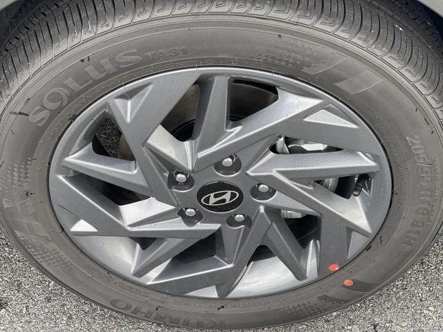 Photo of 2025 Amazon Gray Hyundai ELANTRA HEV