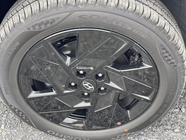 Photo of 2026 Cyber Gray Metallic Hyundai KONA