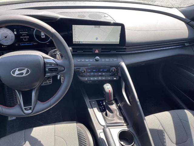 Photo of 2025 Metal Hyundai ELANTRA