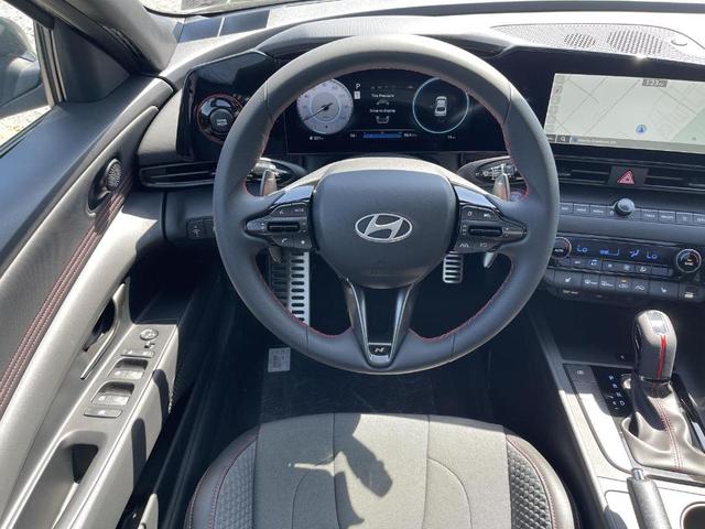 Photo of 2025 Metal Hyundai ELANTRA