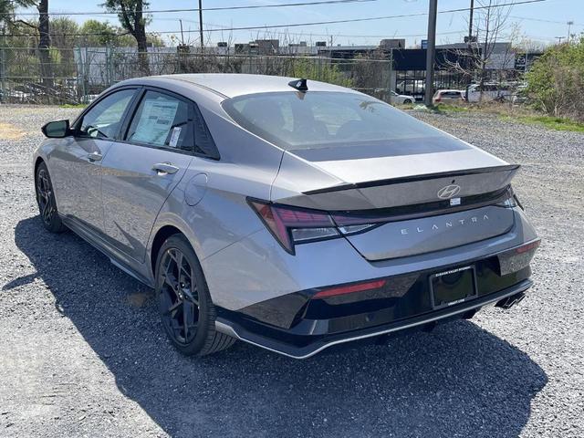 Photo of 2025 Metal Hyundai ELANTRA