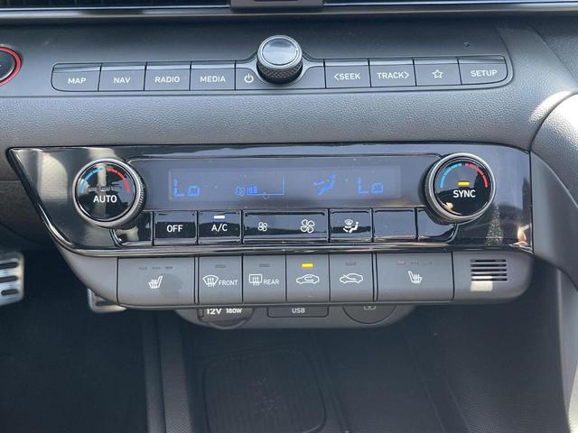 Photo of 2025 Metal Hyundai ELANTRA