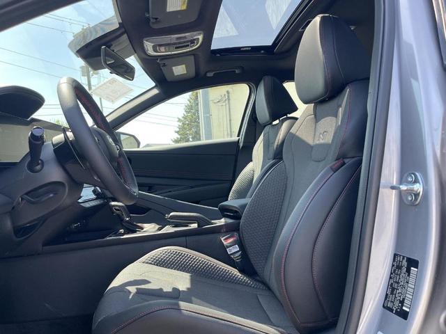Photo of 2025 Metal Hyundai ELANTRA