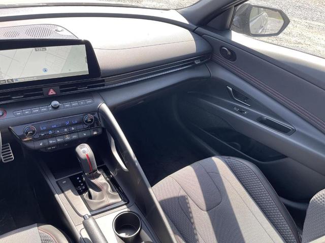 Photo of 2025 Metal Hyundai ELANTRA