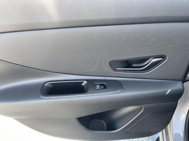 Photo of 2025 Metal Hyundai ELANTRA