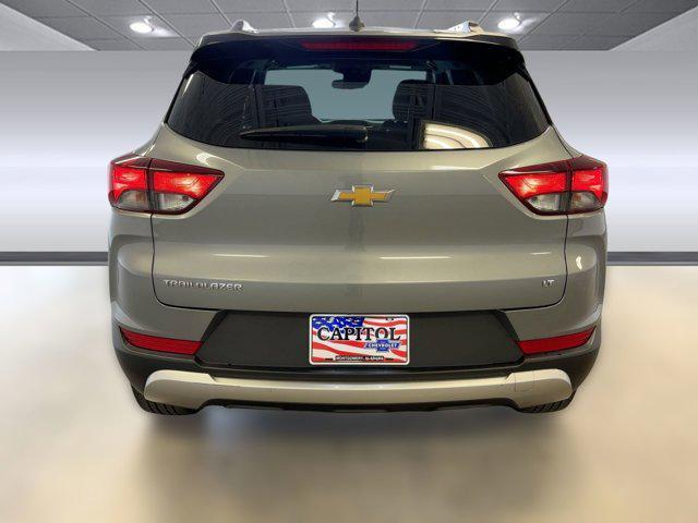 Photo of 2023 Sterling Gray Metallic Chevrolet Trailblazer
