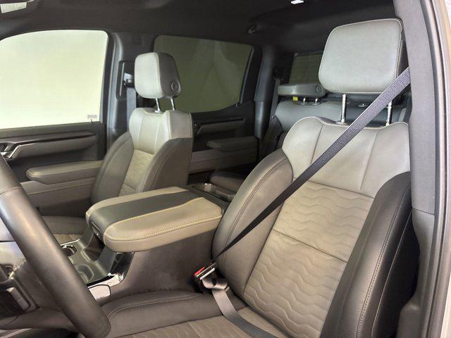 Photo of 2025 Slate Gray Metallic Chevrolet Silverado 1500