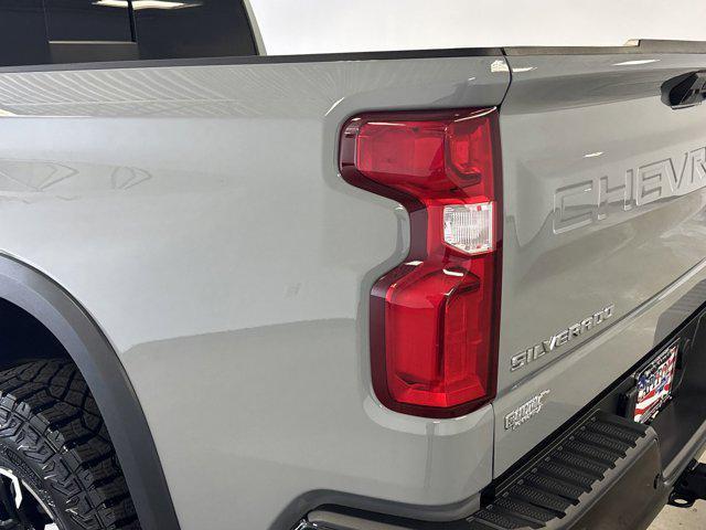 Photo of 2025 Slate Gray Metallic Chevrolet Silverado 1500