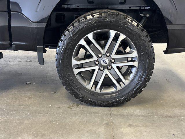 Photo of 2023 Agate Black Metallic Ford F-150