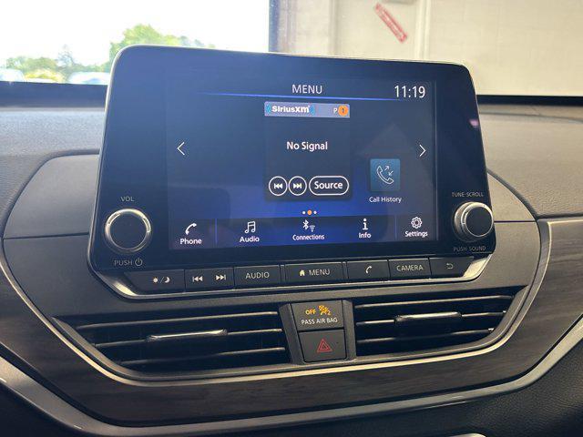 Photo of 2024 Gun Metallic Nissan Altima