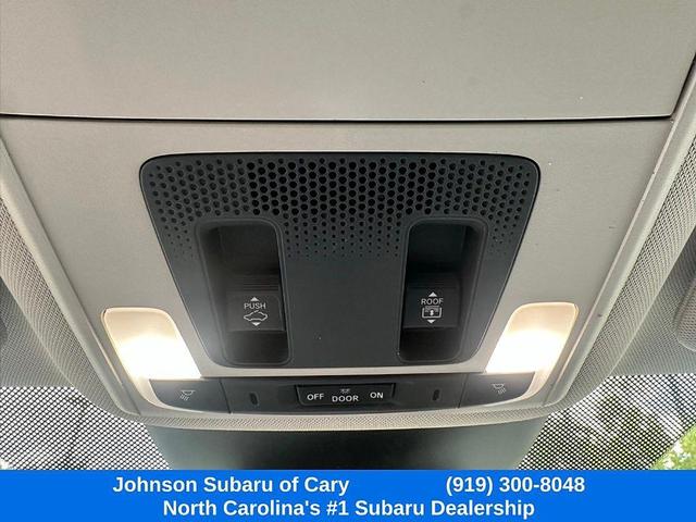 Photo of 2025 Sonic Gray Pearl Honda Pilot
