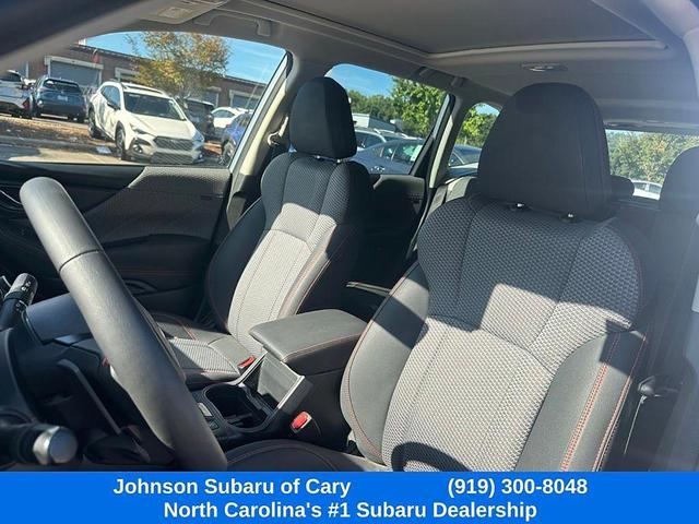 Photo of 2023 Ice Silver Metallic Subaru Forester