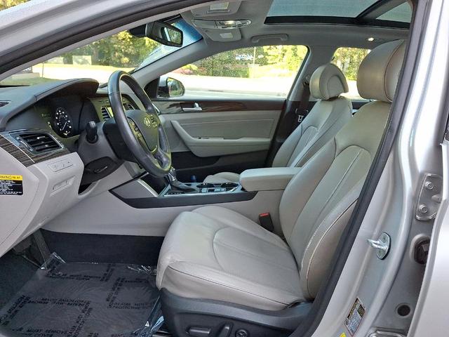 Photo of 2015 Symphony Silver Hyundai SONATA